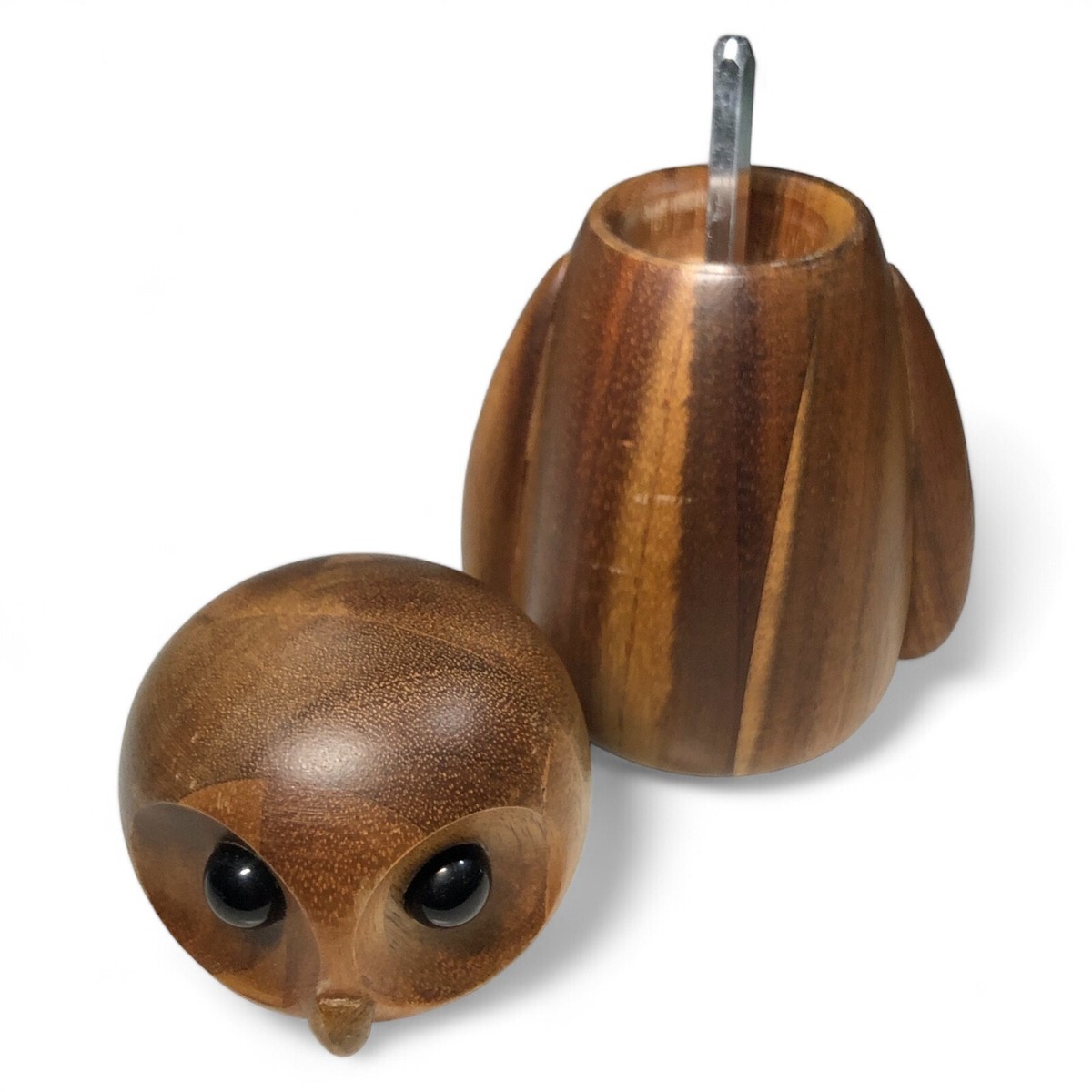 Studio Clip Grinder Mill Pepper Salt Tool MCM Wooden Owl Carving