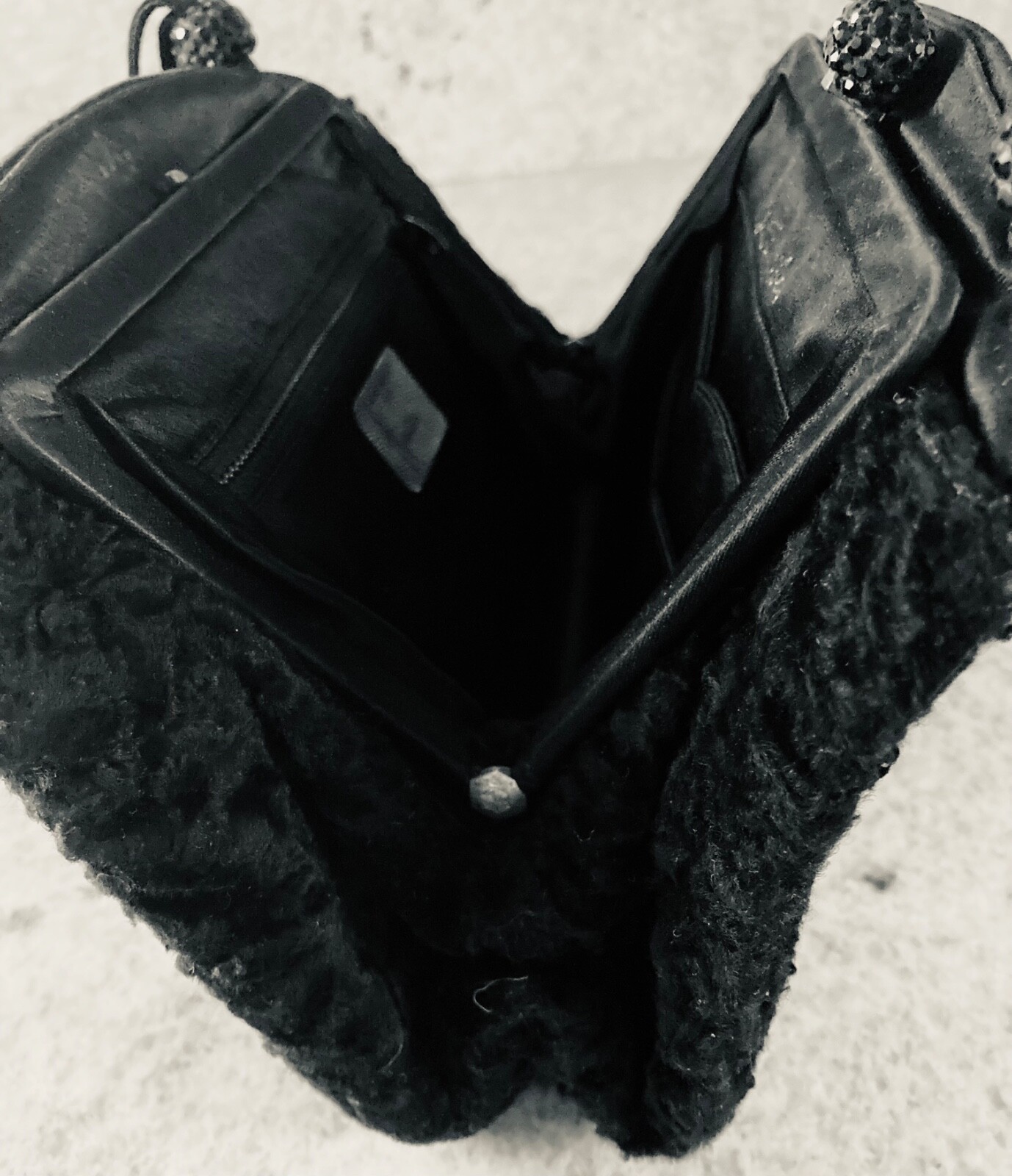 VTG. Purse NEW Bag  JUDITH LEIBER Rhinestone BLACK VELOUR   MINAUDIÈRE CLUTCH