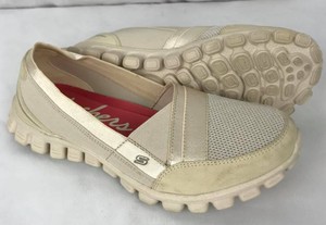 cream skechers women's
