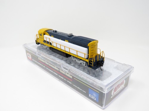 Atlas N 40005459 DCC ESU LokSound Santa Fe Warbonnet GE B23-7 Diesel Locomotive - Picture 7 of 8