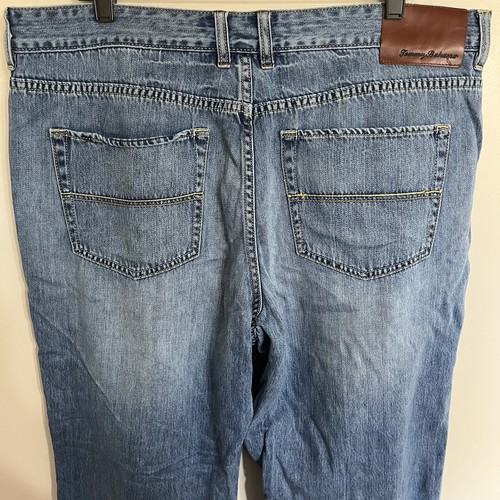 Pantalones de mezclilla para hombre Tommy Bahama calce clásico lavado claro relajados talla 40 X 30 - Imagen 13 de 14