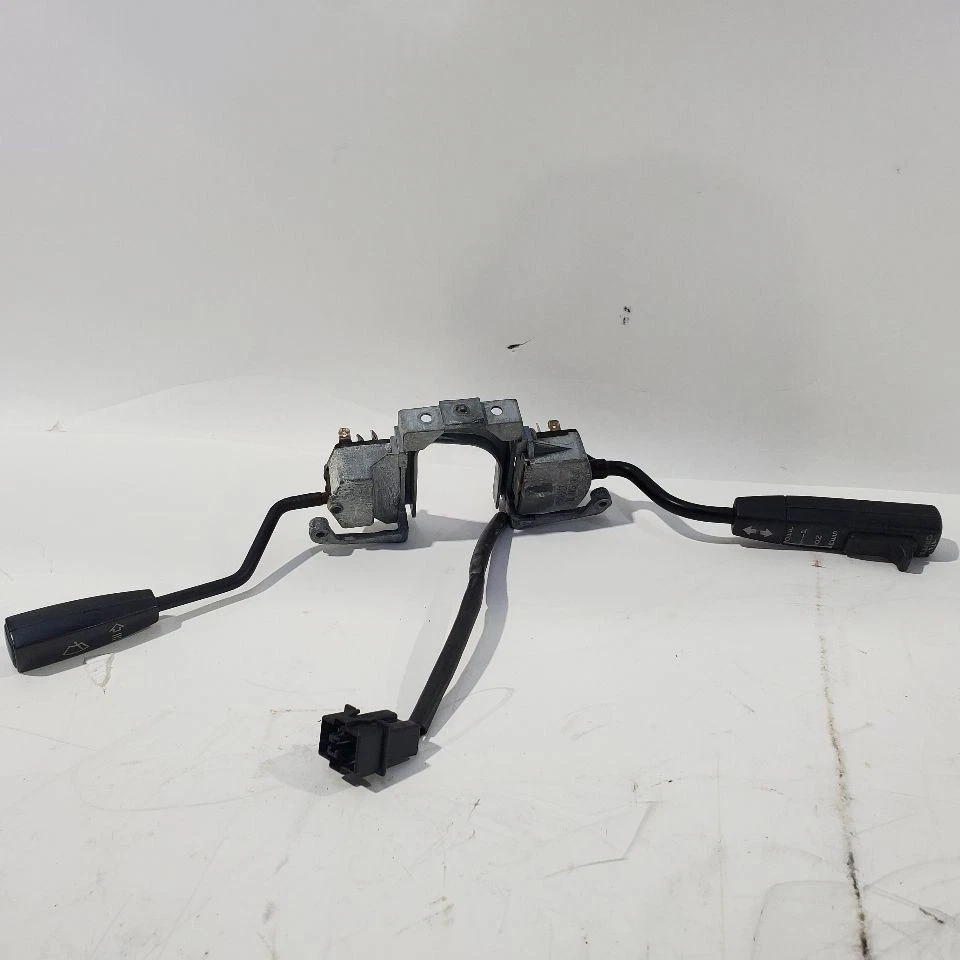 1989 1993 SAAB 900 OEM conjunto de interruptores de coluna 9565623 - Imagem 2 de 4