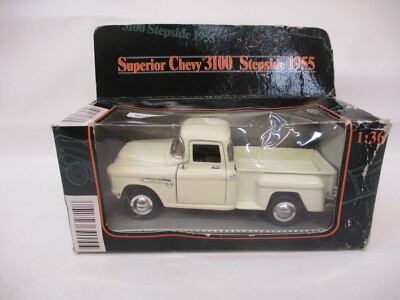 mes-92149	Oldtimer Collection 1:36 Superior Chevy 3100 Stepside 1955
