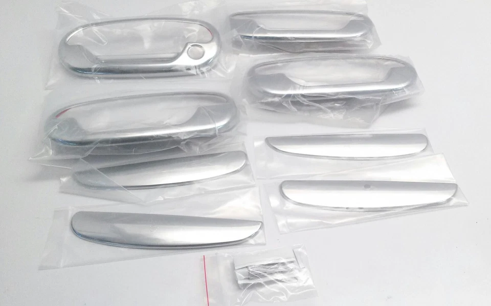 NUEVO juego de cuatro manijas de puerta cromadas con llave para Ford Expedition 2002 CCIDH68108A Foto 4 de 4