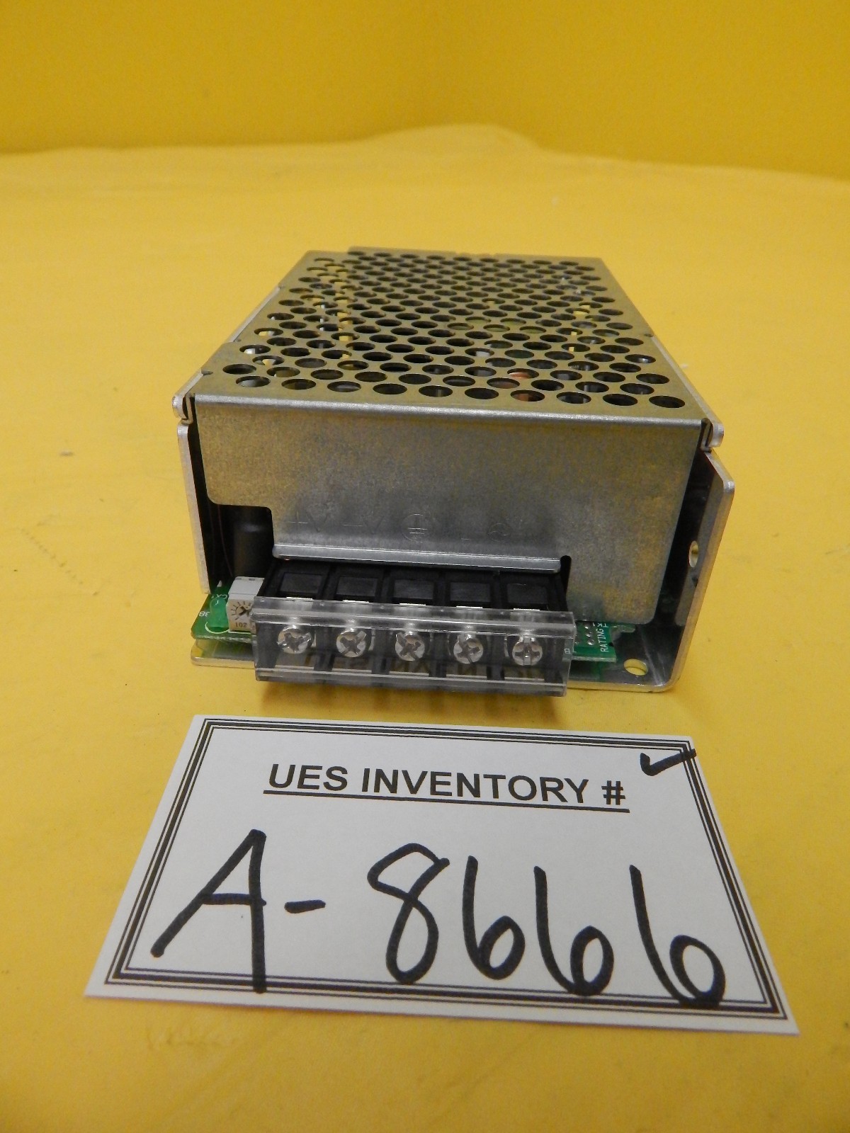 Omron S8PS-10024C 24V DC Power Supply Used Working