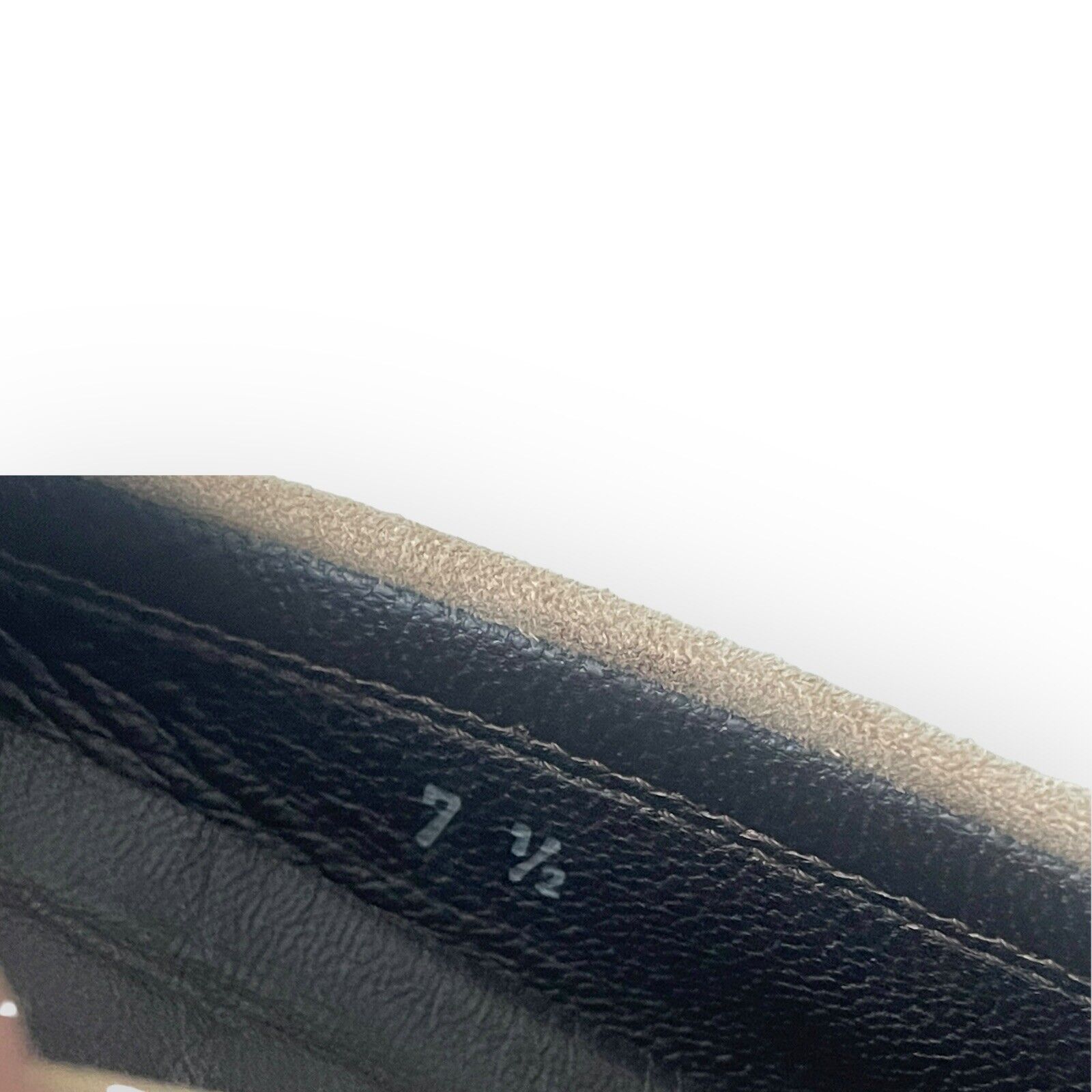 Foto 8 di 9