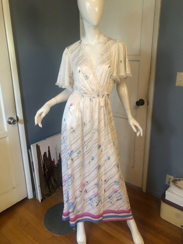 Robe S Vtg 70s FLORAL Print Embossed STRIPE LACE Wrap HONEYMOON ...