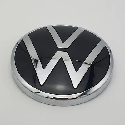 Original VW Arteon Golf Polo Passat T-Roc VW Zeichen Emblem Heckklappe 5H0898633 - Bild 1 von 4