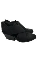 EILEEN FISHER 10,Cluster Black Leather Cross ...