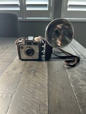 Vintage 50  s Kodak Brownie Holiday Flash Camera w/Strap  Midget Flash Untested