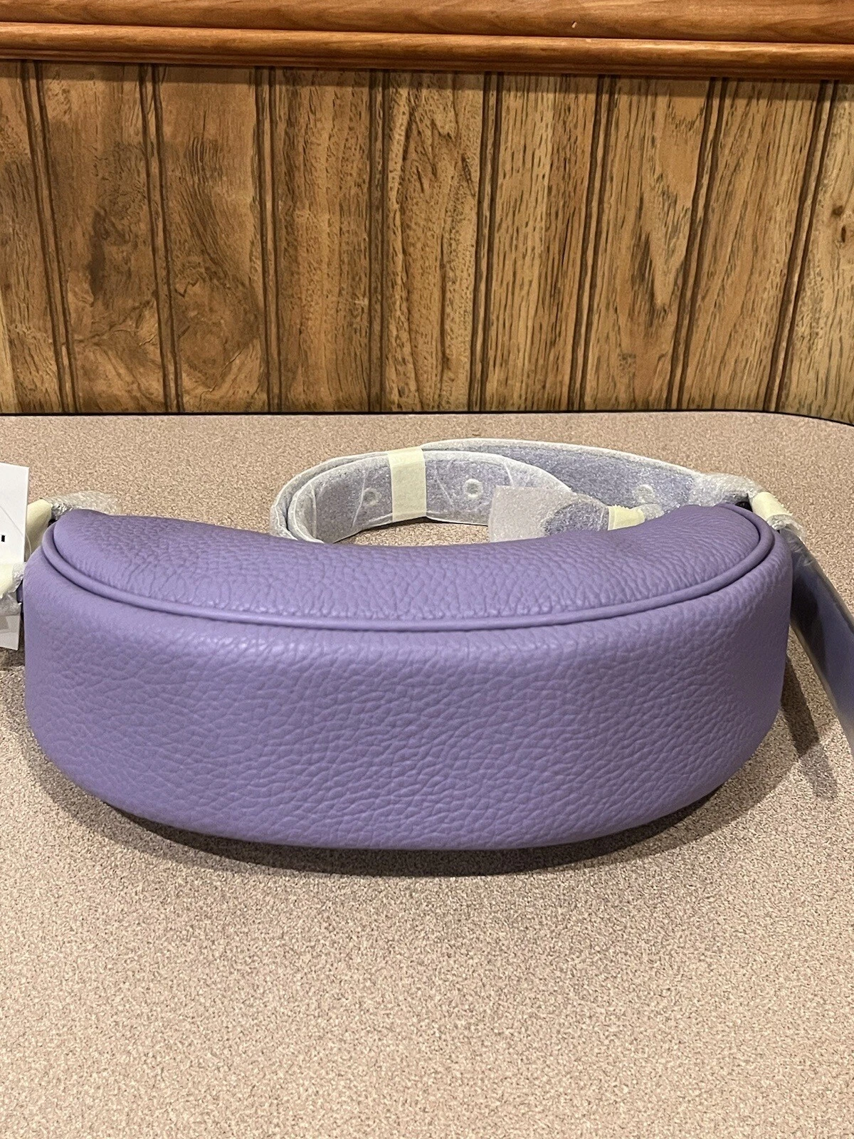 Borsa a tracolla Coach Luna nuova con etichetta morbida pelle di ciottoli viola chiaro viola CC439