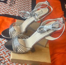 Ladies Silver Small Hill Sandals,Size 7