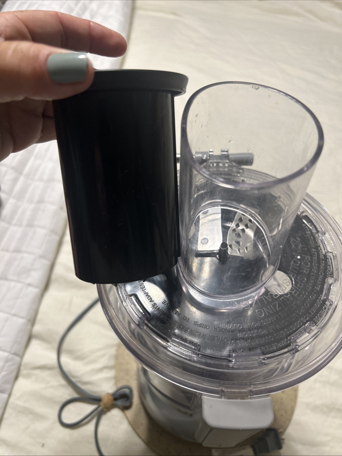 Magic Bullet Veggie Bullet VB-101 Electronic Spiralizer  Food Processor