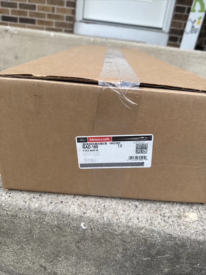 Радиатор Motorcraft RAD-160 F1FZ-8006-B - Изображение 2 из 4