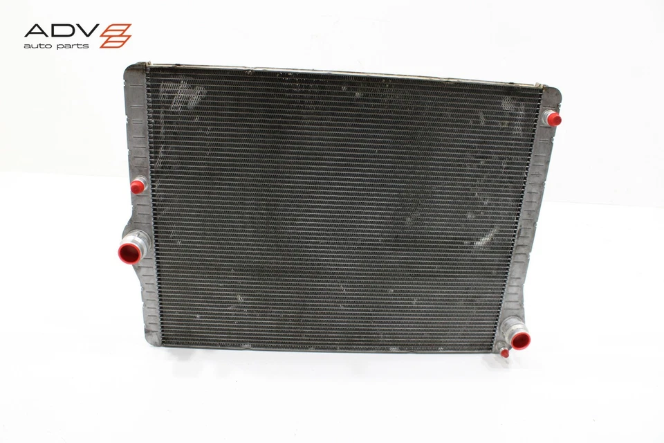 BMW 650i F13 2012-2018 motor 4,4 L V8 refrigeración radiador primario OEM Foto 2 de 4