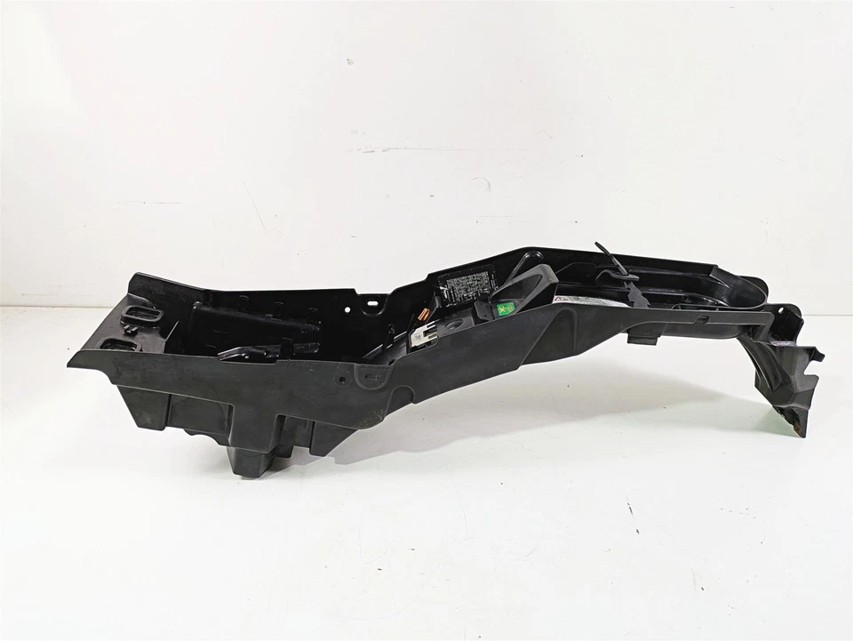 Guardabarros interior trasero Triumph Tiger 1215 Explorer 2013 T2303365 Foto 3 de 4