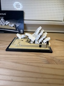 LEGO Architecture: Sydney Opera House (21012) 100% Complete with Instructions