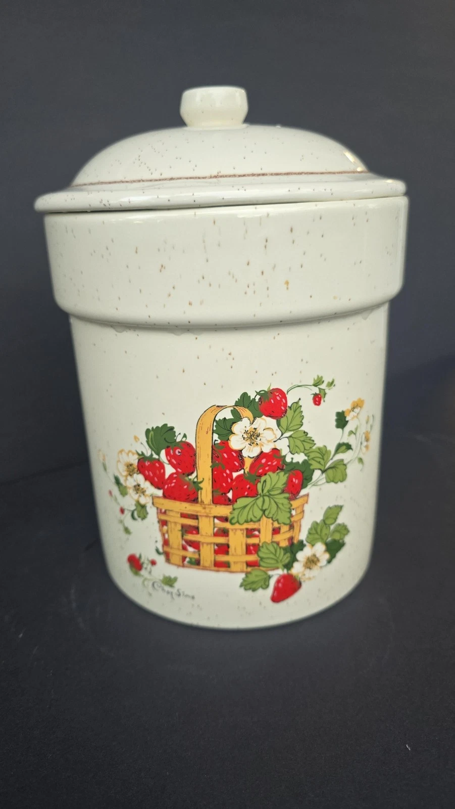 Treasure Craft Cindy Sims Strawberry Cookie Jar 8 In Speckled Stoneware Canister