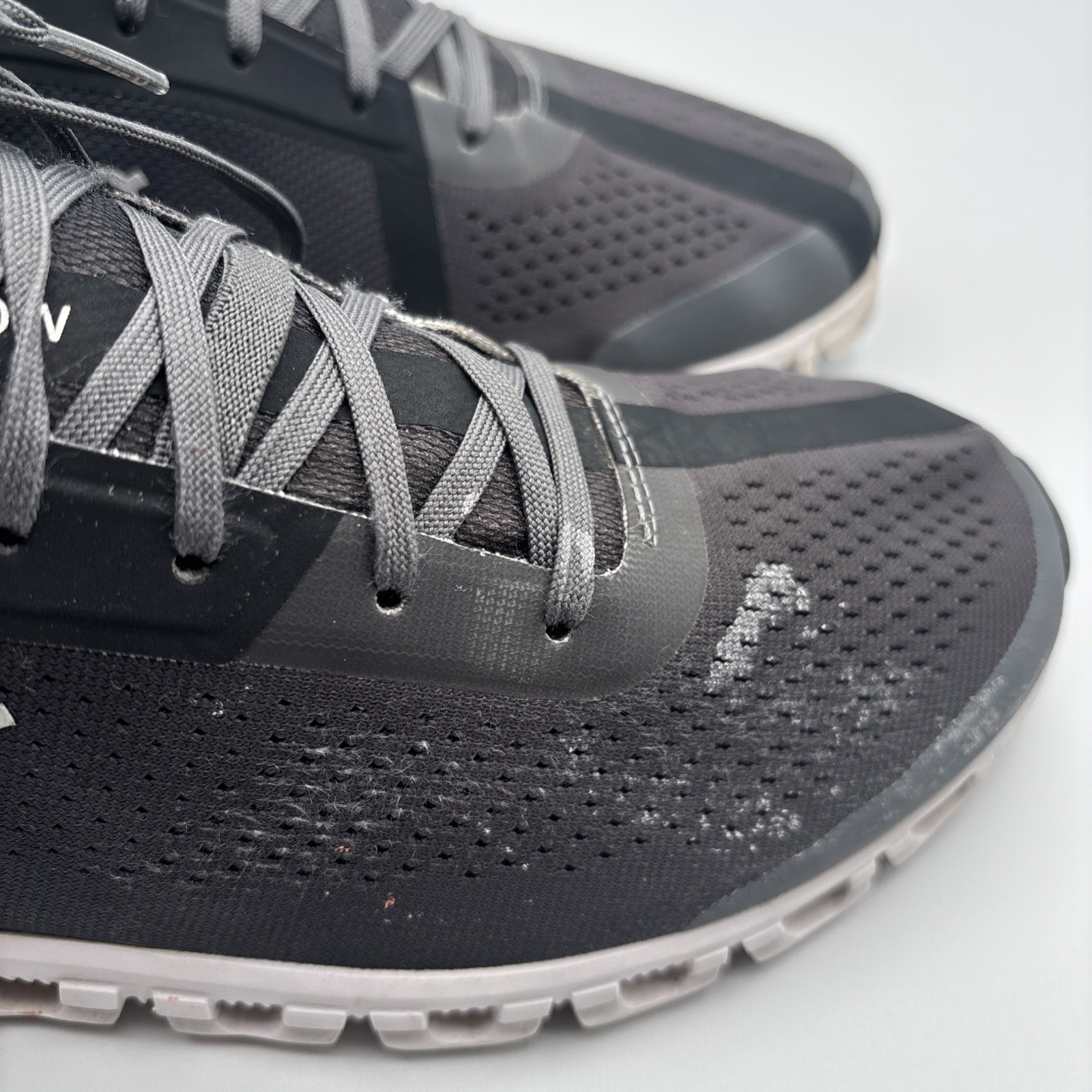 On Running Womens Cloudflow Running Training Shoe… - image 7