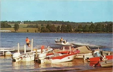 POSTCARD-WATER SKIING ON EDINBORO LAKE-PA.