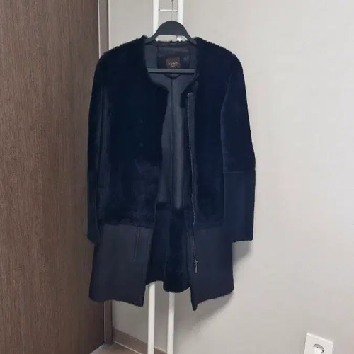 ROBO Black Lightweight Natural Mouton Coat Size 66