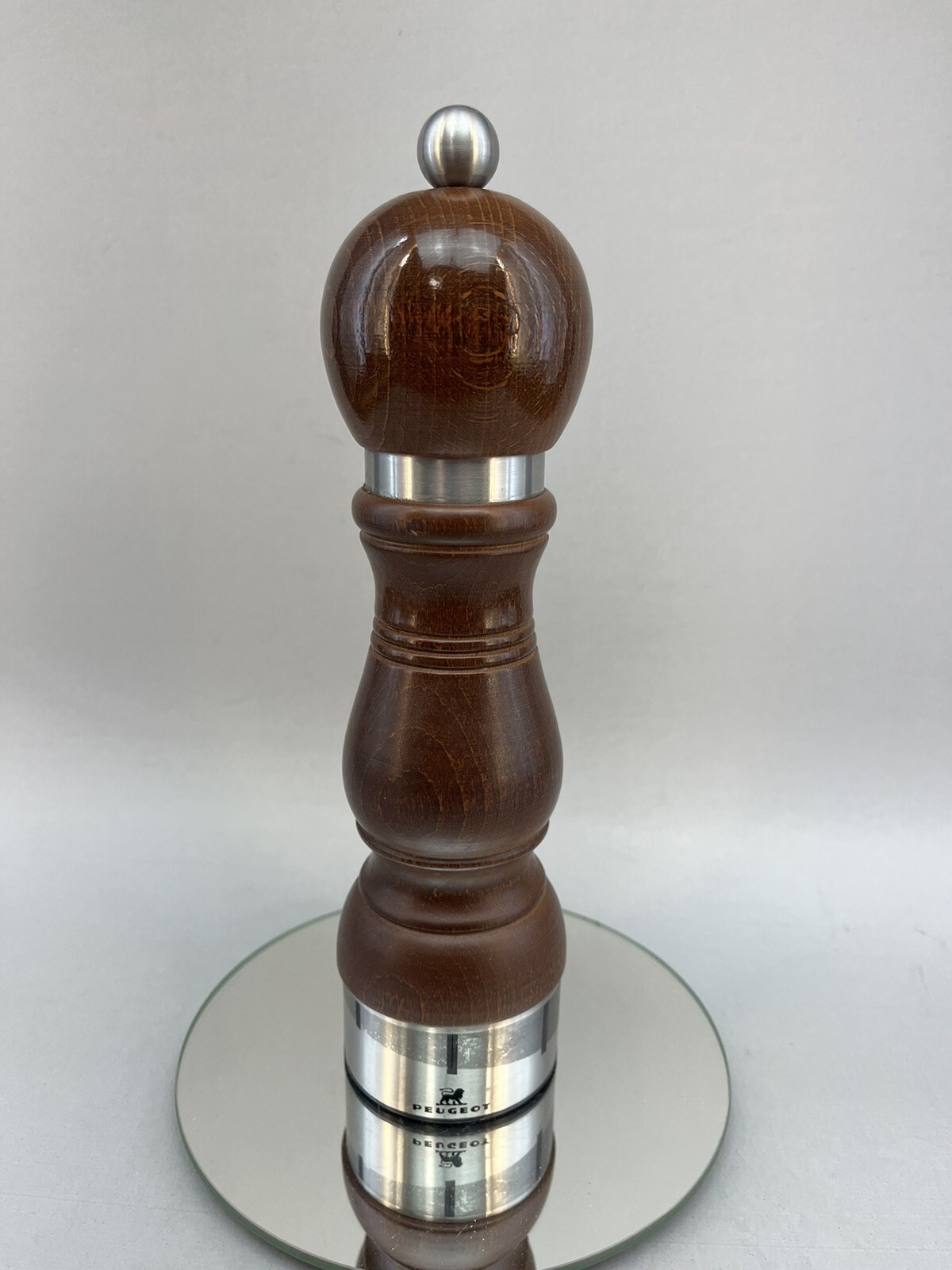 Vintage Peugeot Lion Brown Wood Brass Pepper Mill Grinders France 9 1/4