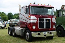 Truck Photo 12x8 - White Road Commander - CHT 562V