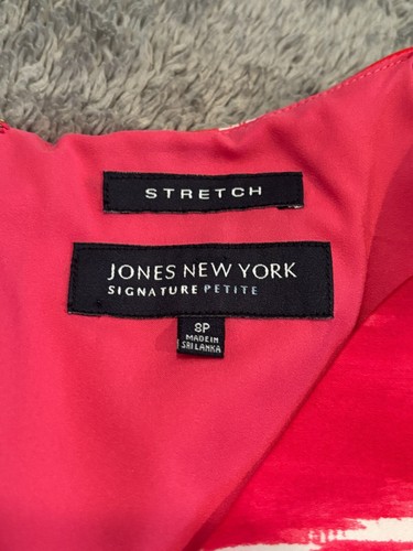 Jones New York Dress Womens 8P Sleeveless Sheath V Neck Tie Front Pink Pattern - Picture 2 of 5