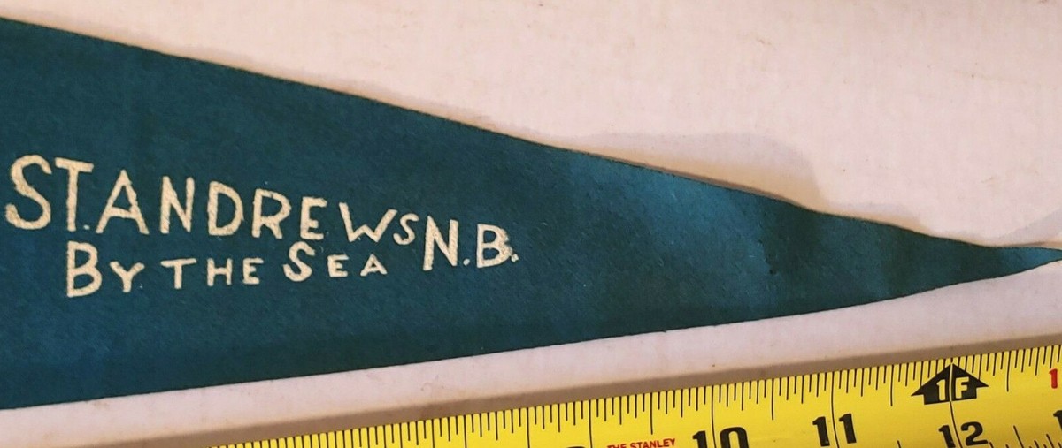 1) VINTAGE ST. ANDREWS BY THE SEA N.B. CANADA PAINTED PENNANT, 13