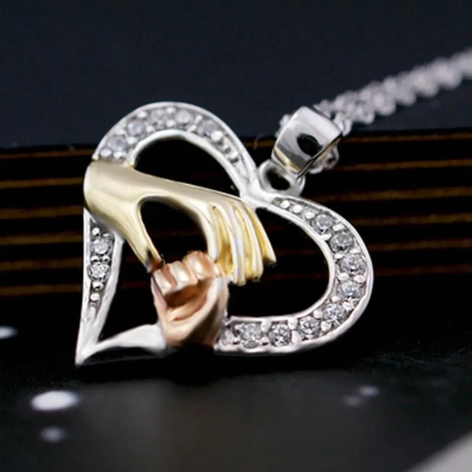 Collana amore materno regalo mamma cuore figlio bimbo bambino mano nella mano - Immagine 4 di 4