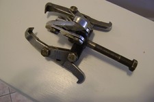 Matco P1023 Bearing Puller Three Jaw