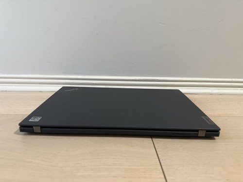 Lenovo Thinkpad T14s G2 i7-1185G7 3.0 GHz 32 GB RAM 256 GB SSD 14” touchscreen - Picture 9 of 13