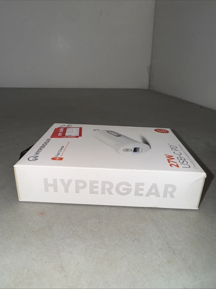 HyperGear Fast Charge 27W PD USB-C Car Kit - White - - Image 3 of 4