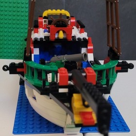 LEGO Armada Flagship 6280 Bow Hull Stern (240 Pieces Total) (1996) Legos VTG 