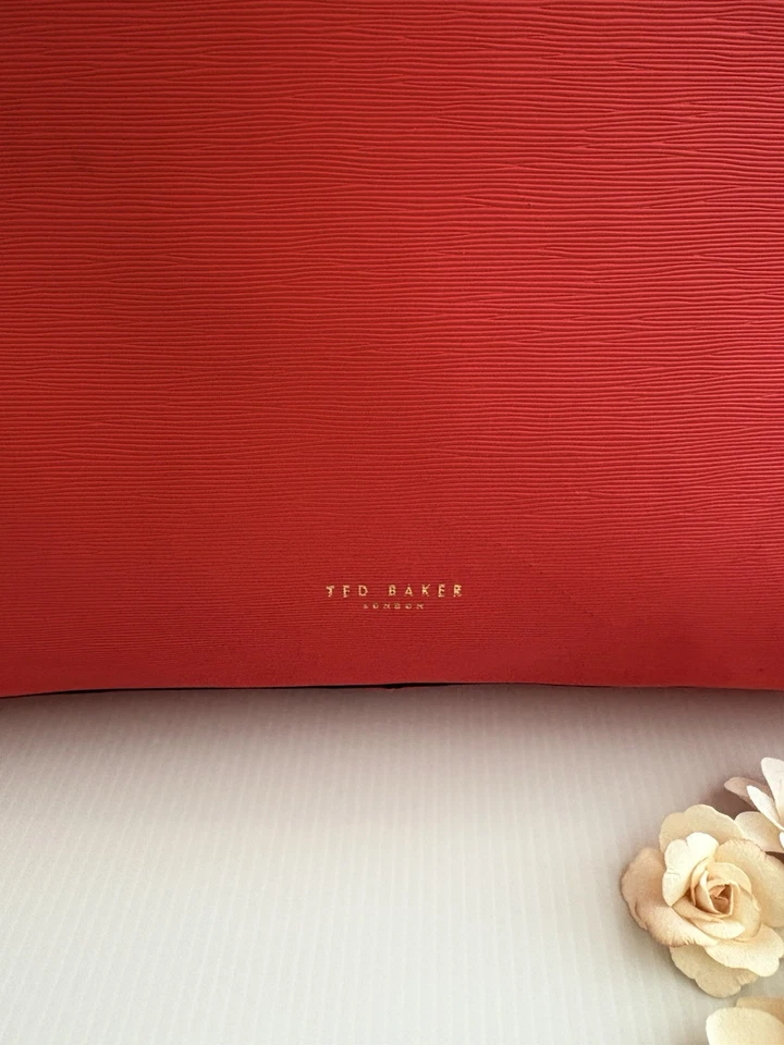 Ted Baker London Callaa Bow Satchel/Shoulder Bag Red EUC - Image 4 of 4