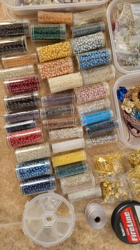 Large collection of Beads, pins and hooks for jewellery making - Picture 6 of 7