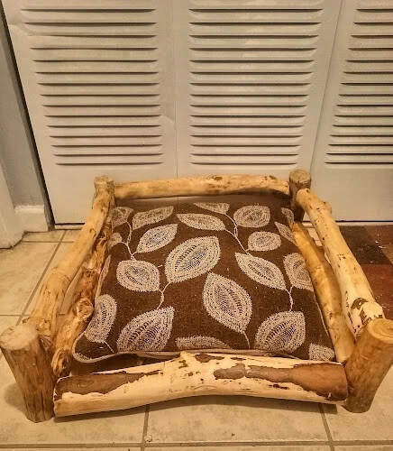 RUSTIC HAND MADE THERAPUTIC LOG, DOG BED FRAMES! **READ DESCRIPTION** - Image 4 of 4