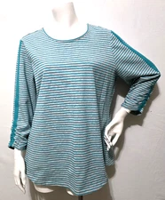 D&Co. L Knit Top Tunic Pullover Stripe 3/4 Sleeve Teal Green Gray Sporty Beachy