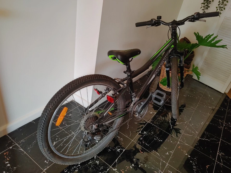 Green & Black Mongoose Rockadile Mountain Bike - image 2 of 4