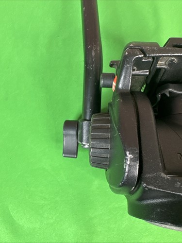 Manfrotto 501HDV Fluid Tripod Head with Quick Release Plate and Handle!! - Picture 11 of 11