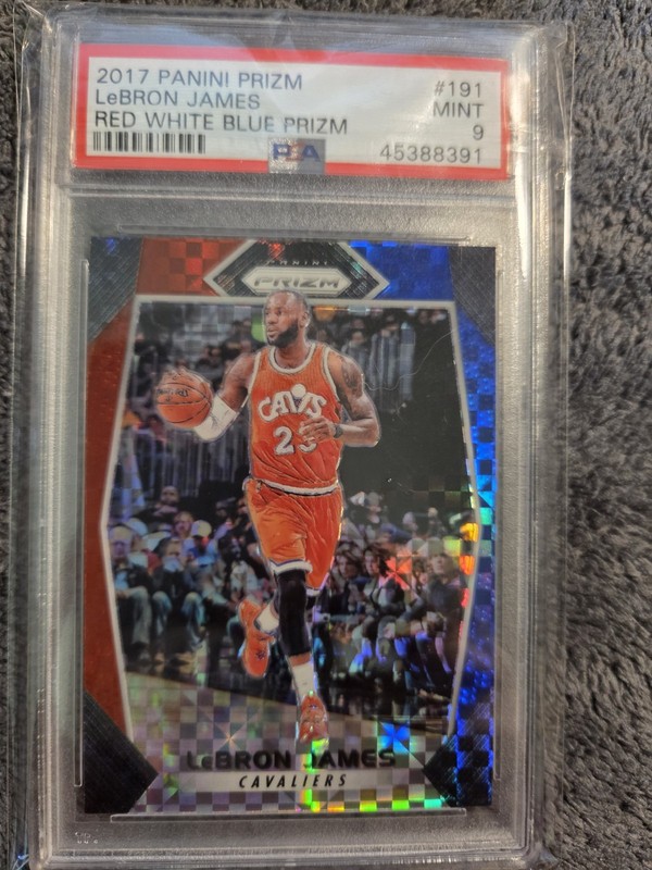 LEBRON JAMES 2017-18 PANINI PRIZM #191 RED WHITE BLUE PRIZM CAVS PSA 9
