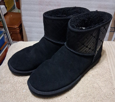 UGG Classic Mini II Men's Black Boots UGG Graphics Logo US Size 10