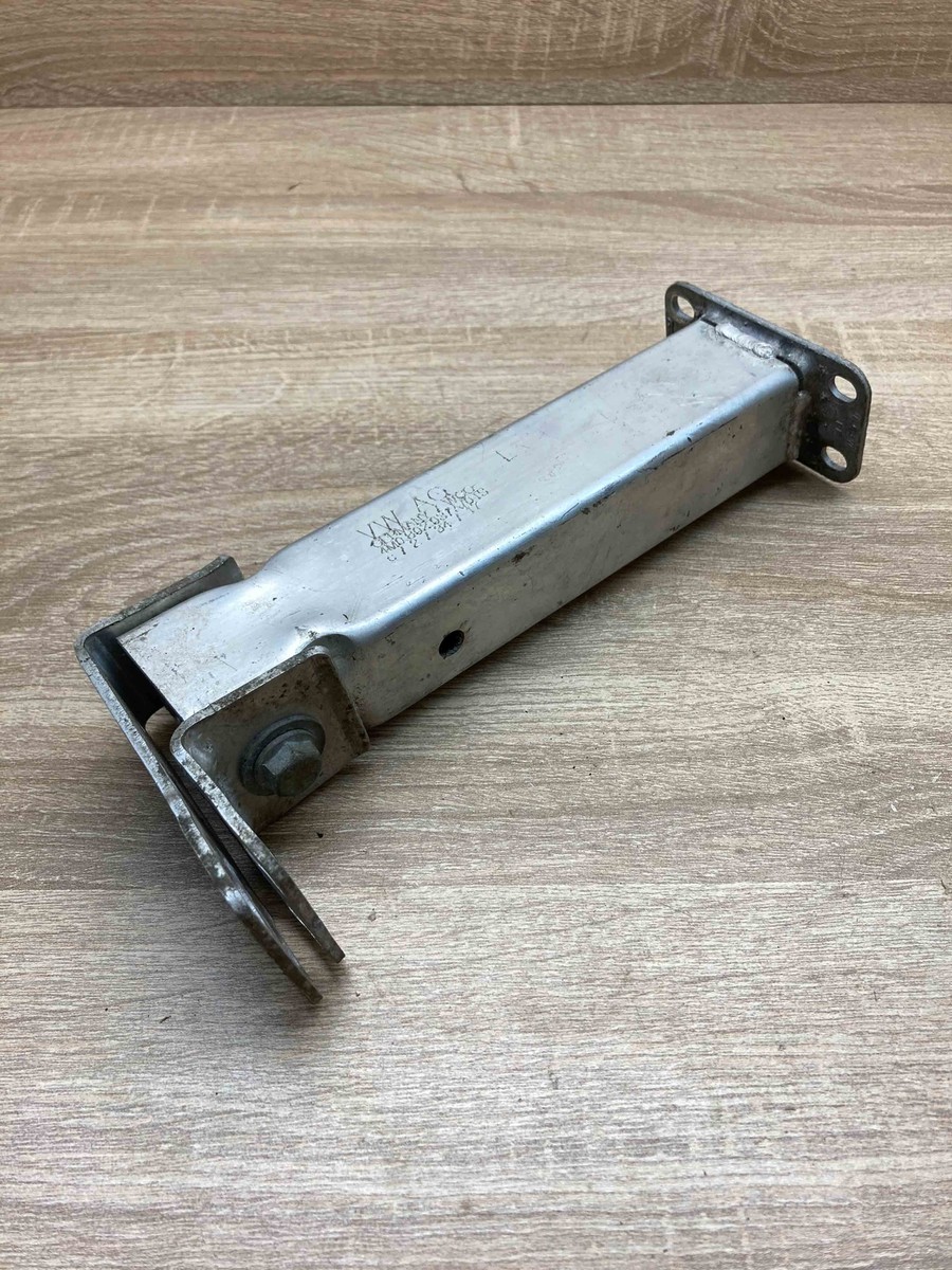 4M0802037A 4M0801939 Audi Q7 Bumper Mount Support Bracket Left OE  