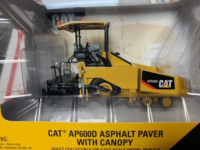 Norscot 55260 1/50 Scale Construction Vehicle - Black/Yellow