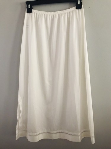 Vintage Lorraine Women’s Ivory Half Slip Antron Nylon Lace Hem Trim Size Small - Picture 5 of 8