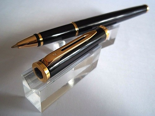 Roller Ball Pen Waterman Model Preface Black Lacquer New Stock YA7 - Picture 3 of 12