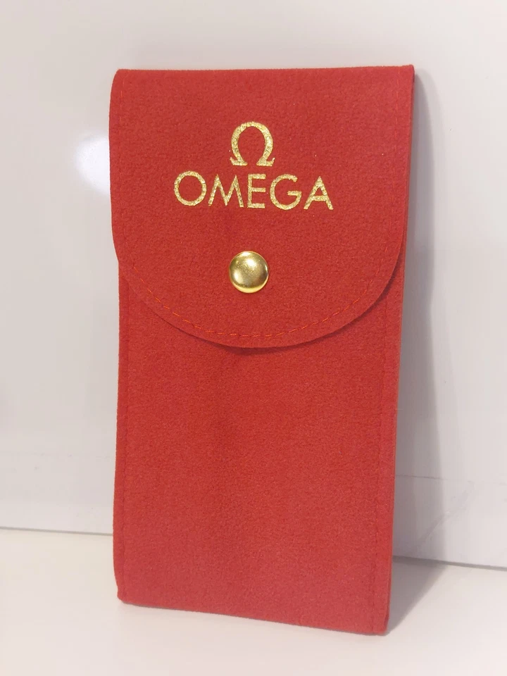 Omega Auténtico Acabado Satinado Caja Presentación con Caja de Viaje Roja Foto 2 de 4