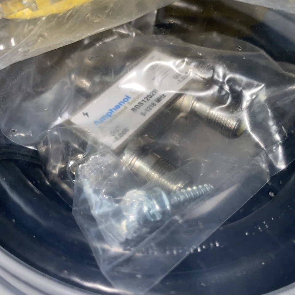 Arris TM1602A Cable Modem  - Image 2 of 4