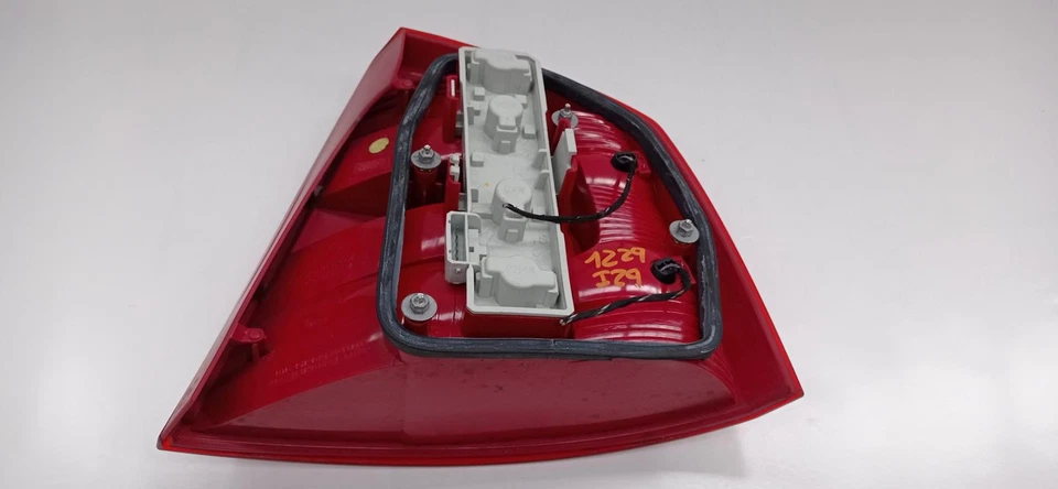 1Z5945095A Enjoliveur Inf Feu Arriere Gauche pour SKODA OCTAVIA BERLINA ( 115440 - Photo 3/4