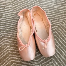 Turning Pointe Pointe Shoes Size 3 M Pink Satin Made in England Ballet Dance